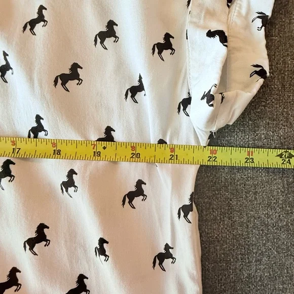Anthropologie Jane & Delancey women’s equestrian horse short sleeve top Size Med - Picture 4 of 7